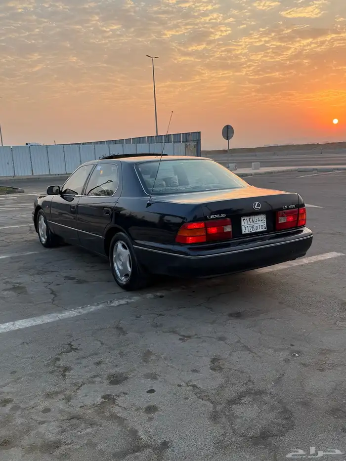 لكزز LS 400 للبيع أو البدل بهايلوكس 2008 وطالع 13