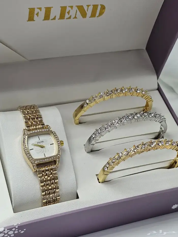 طقم ساعات 10