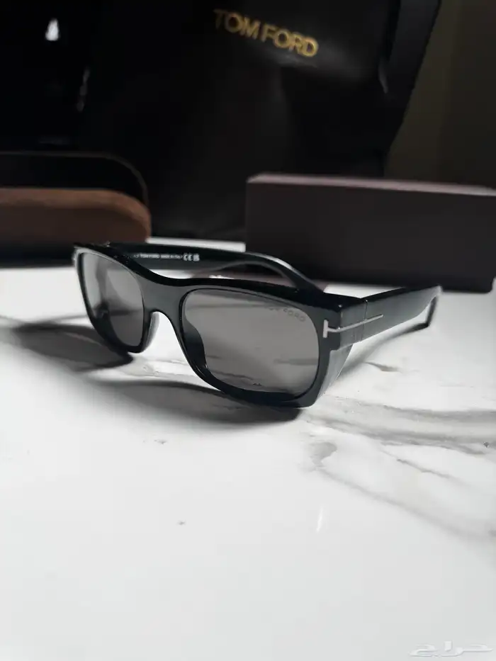 نظارة توم فورد أصلية   مقطوعة من السوق وشبه جديدة 1