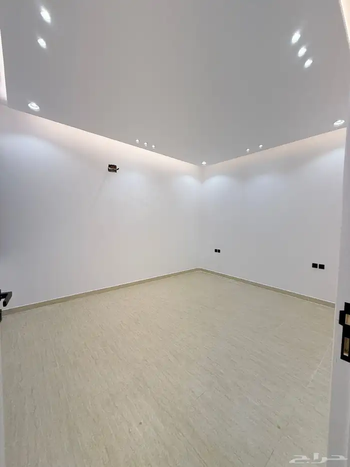 للبيع دور ارضي بمدخل سياره6غرف بأحد رفيده بسعر550الف 16