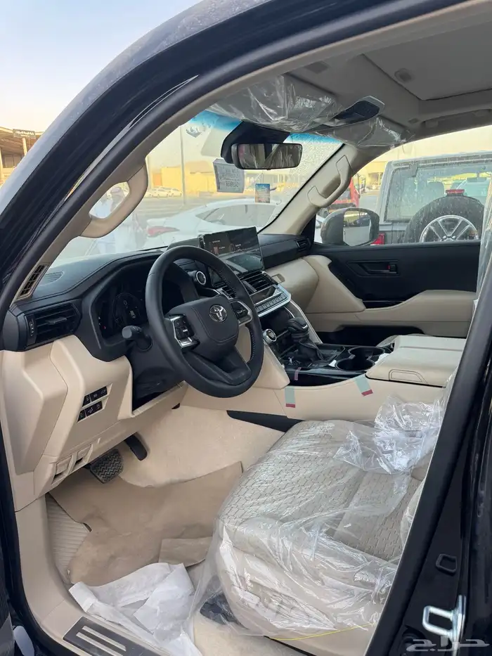 للبيع تويوتا لاندكروزر 2025-L3 -اسود باقل الأسعار 9