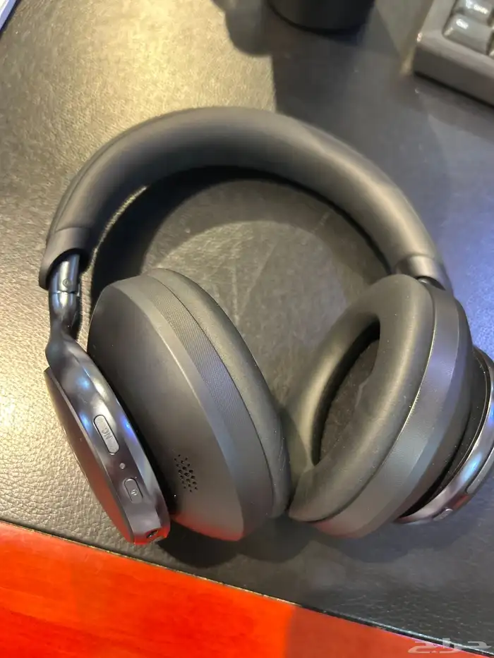 سماعه اصليه شاريها من جرير قبل اسبوعين سعرها جديد ب599 1