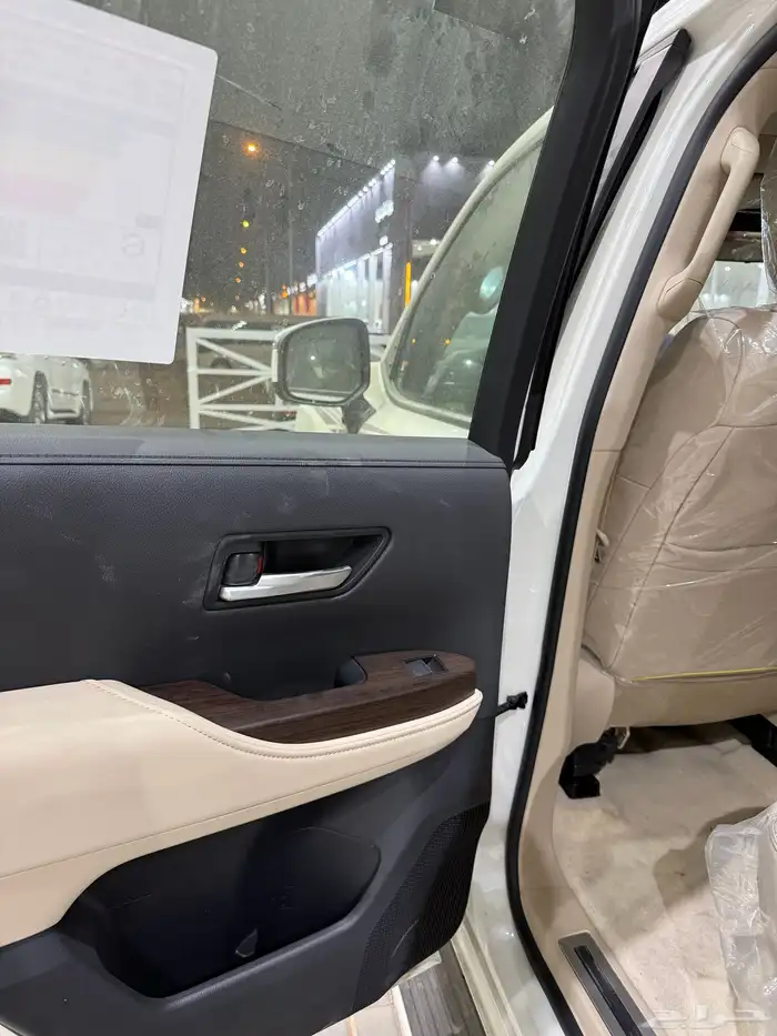 تويوتا لاندكروزر جكسار 2025 اصفار فل الفل تنفس طبيعي 9