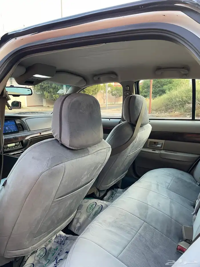 فورد. جراند ماركيز. 30