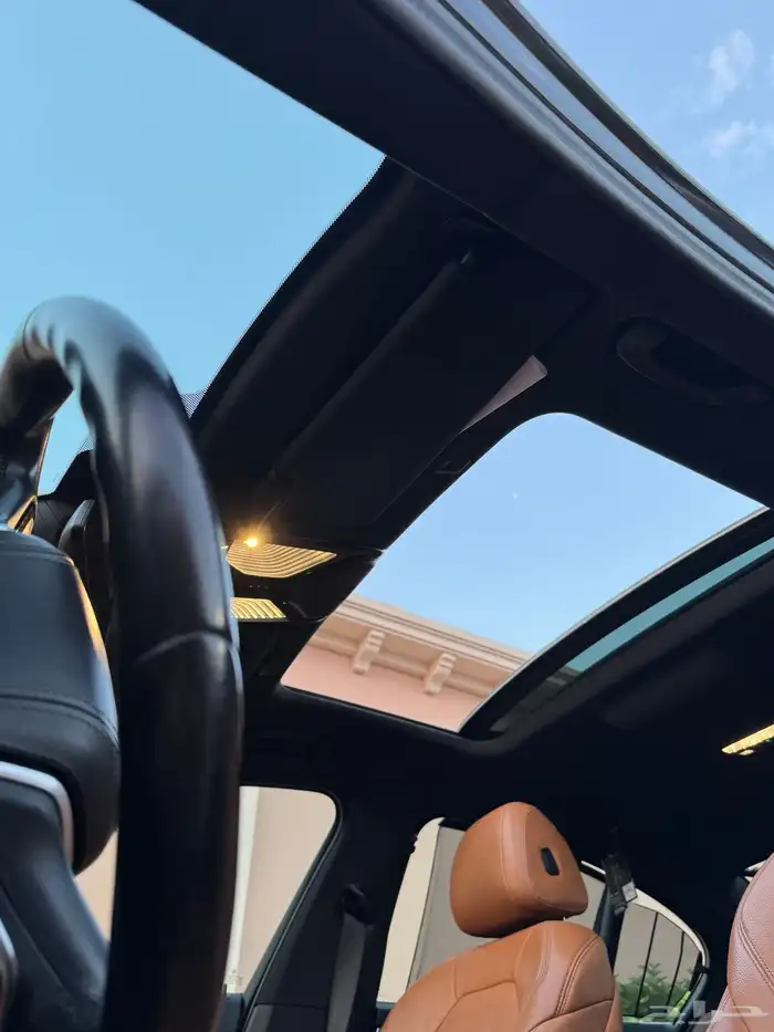 موديل 2023 نظيف BMW 520i 9