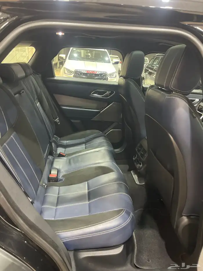 رينج روفر فيلر موديل 2021 12