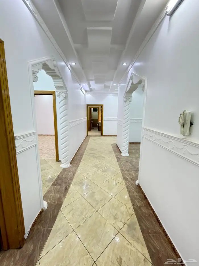 للإيجار دور أرضي بحي أشبيلية ب70 الف على الشور 1