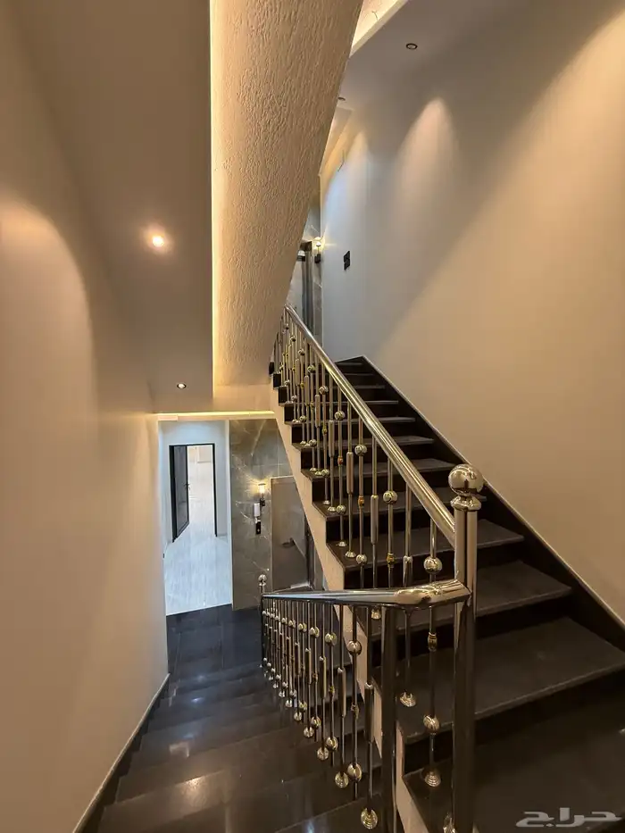 للبيع شقق سكنيه فاخرة بدرة الموسى شرق الخميس 500 الف 5