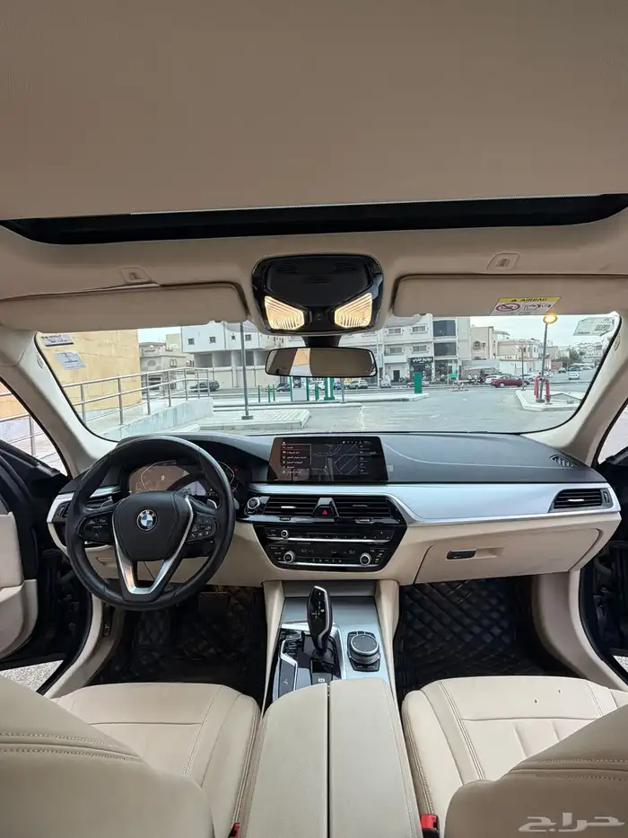 للبيع BMW موديل 2020 بحاله الوكاله 3