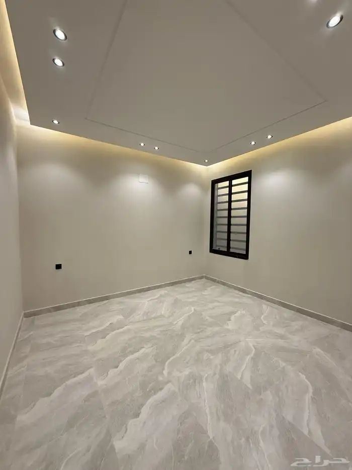 للبيع شقة ارضي 6 غرف بحي البديع أبها سعر عادل 500 الف فقط 13