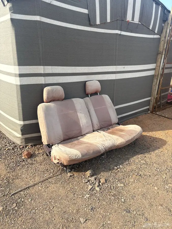 مقعدة ددسن 1