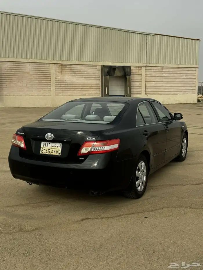 للبيع كامري 2011 4