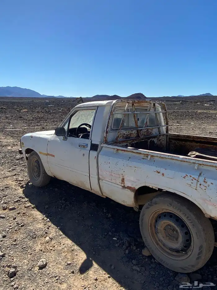 هايلكس83مشروطه من كل شي 2