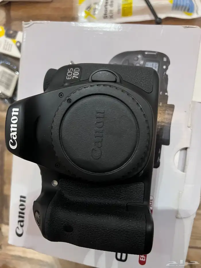 كاميرا كانون EOS 70D الاحترافيه  محلقات وعدسات 25