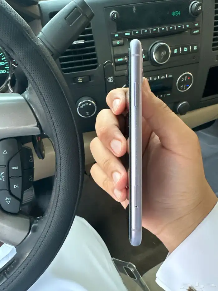 جوال ايفون 11 للبيع 3