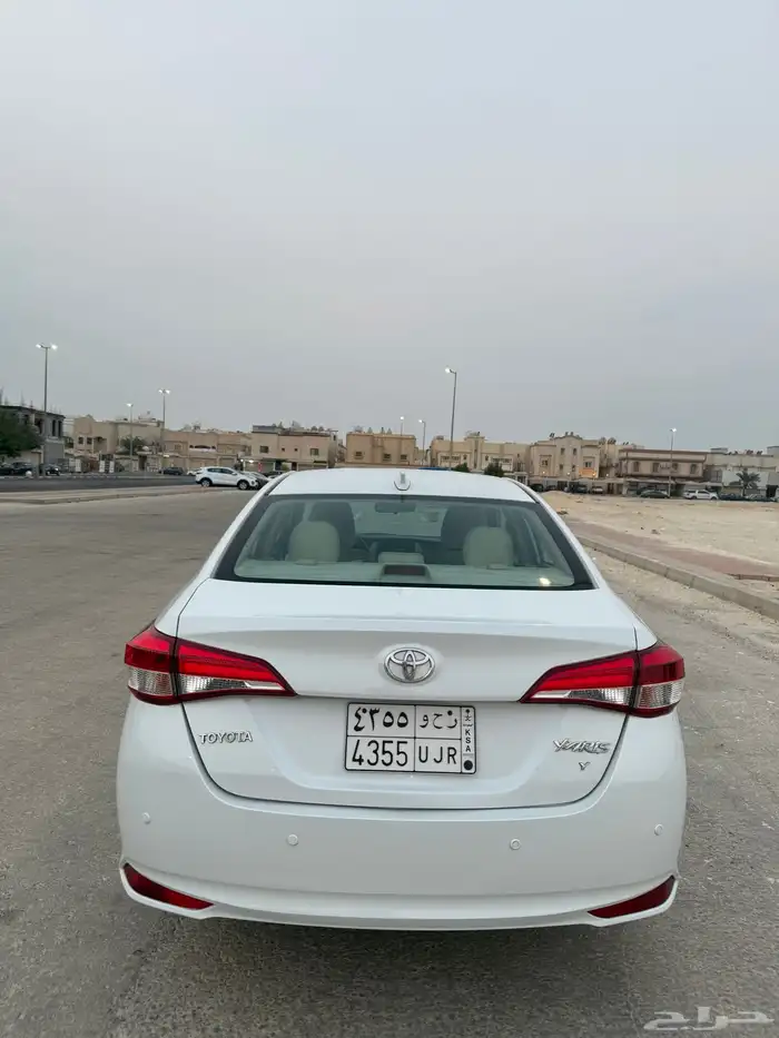 تويوتا يارس 2022 سعودي 1.5قمه بنضافه 26