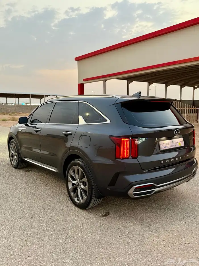 كيا سورنتو 2021 ديزل 3