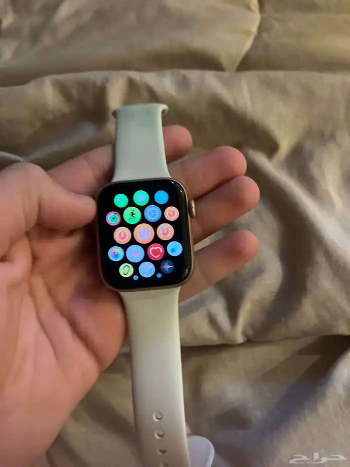 ساعة Apple الجيل9 1