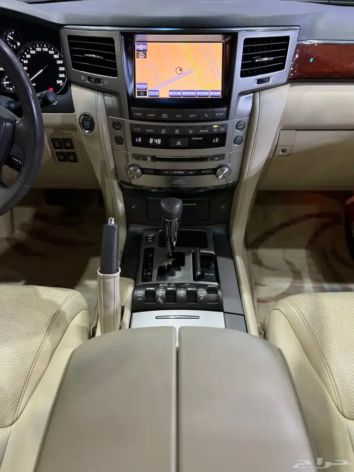 لكزس 2015 بريمي كلاسك ماشي 129 الف قمة فالنظافة السعر 170 11