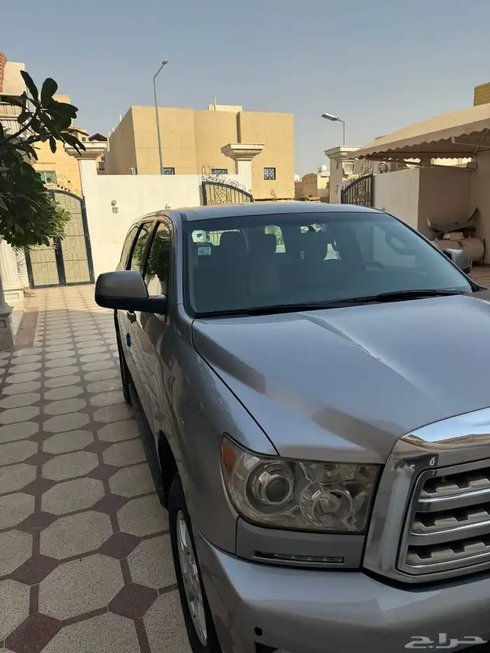 للبيع اسكويا مديل 2012 1