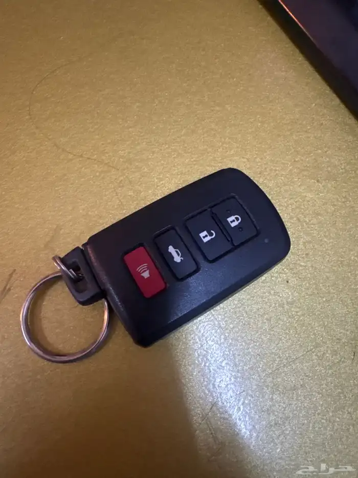 مفتاح لسيارات تويوتا بصمه 0