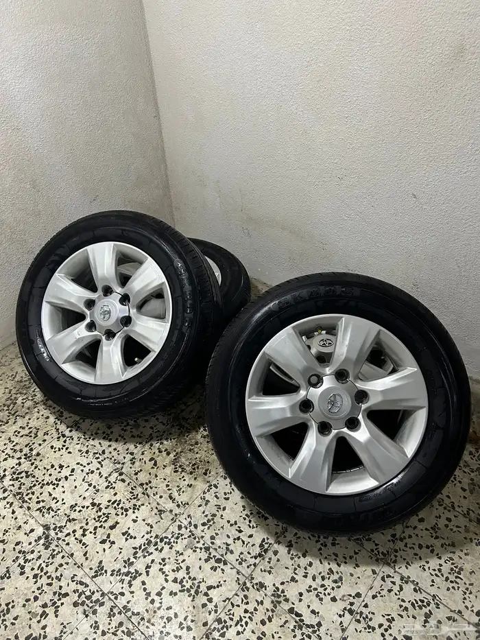 جنوط برادو مع كفرات 7