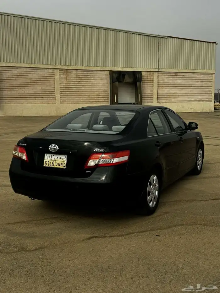 للبيع كامري 2011 0