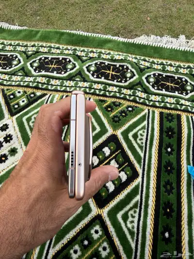 تليفون هونر ماجيك v5 بكل أغراضك مع القلم index