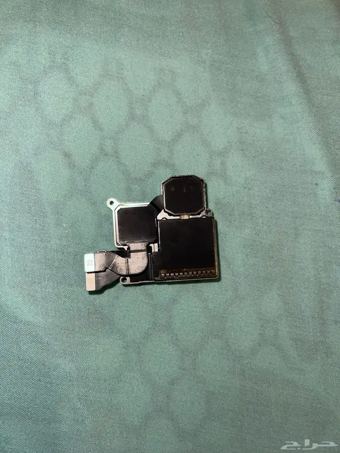 البيع كيمره ايفون 15برو اصلي وكاله 2