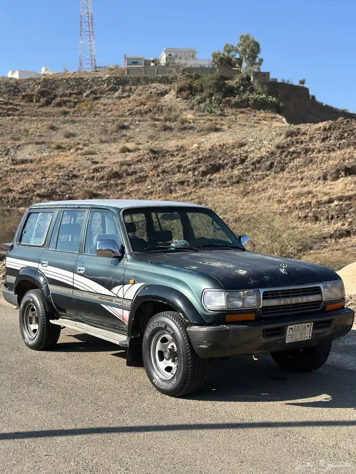 جيب صالون لاندكروزر 1993 نظيف 9