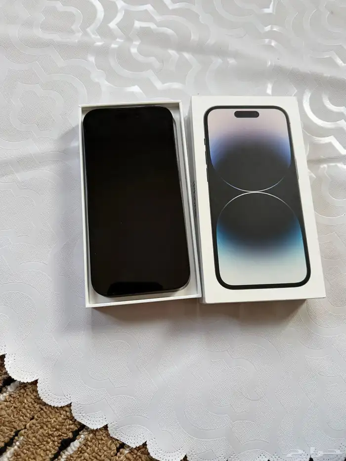 للبيع آيفون 14 برو اسود 256 2