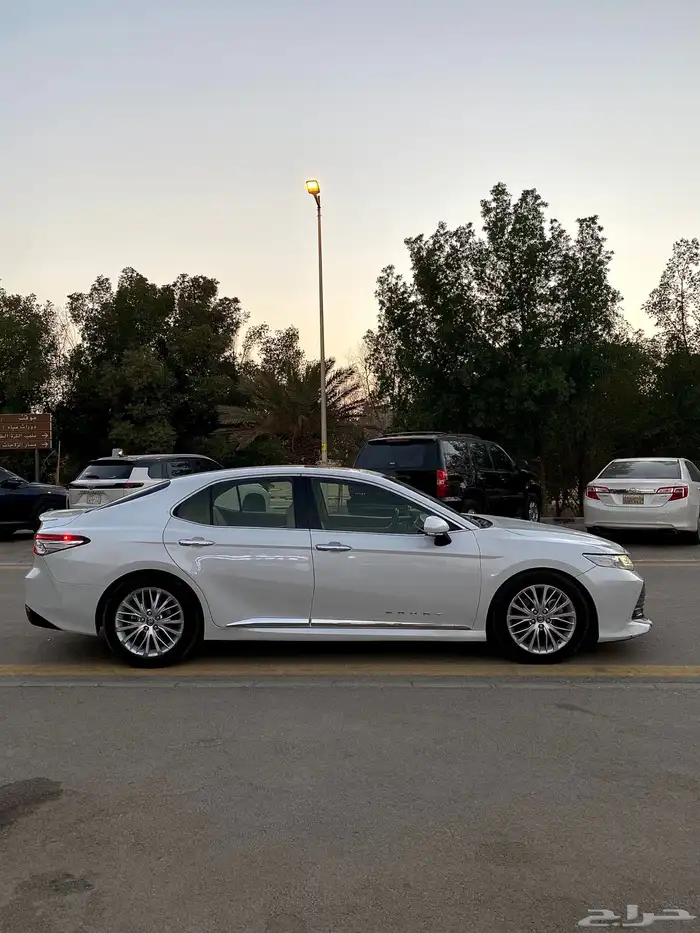 كامري 2019 فل كامل للبيع قراندي 3