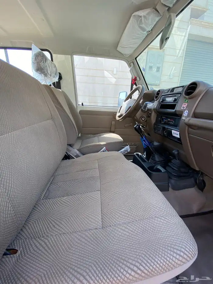 جيب ربع بوليسي 2013 13