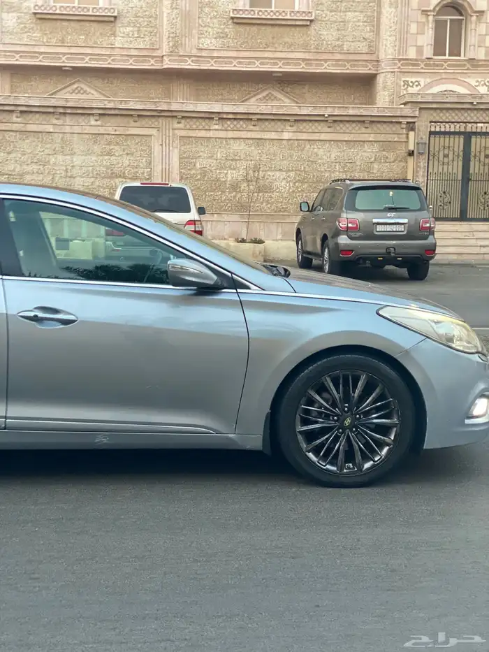 ازيرا 2015 فل كامل نظيفة جدا 7