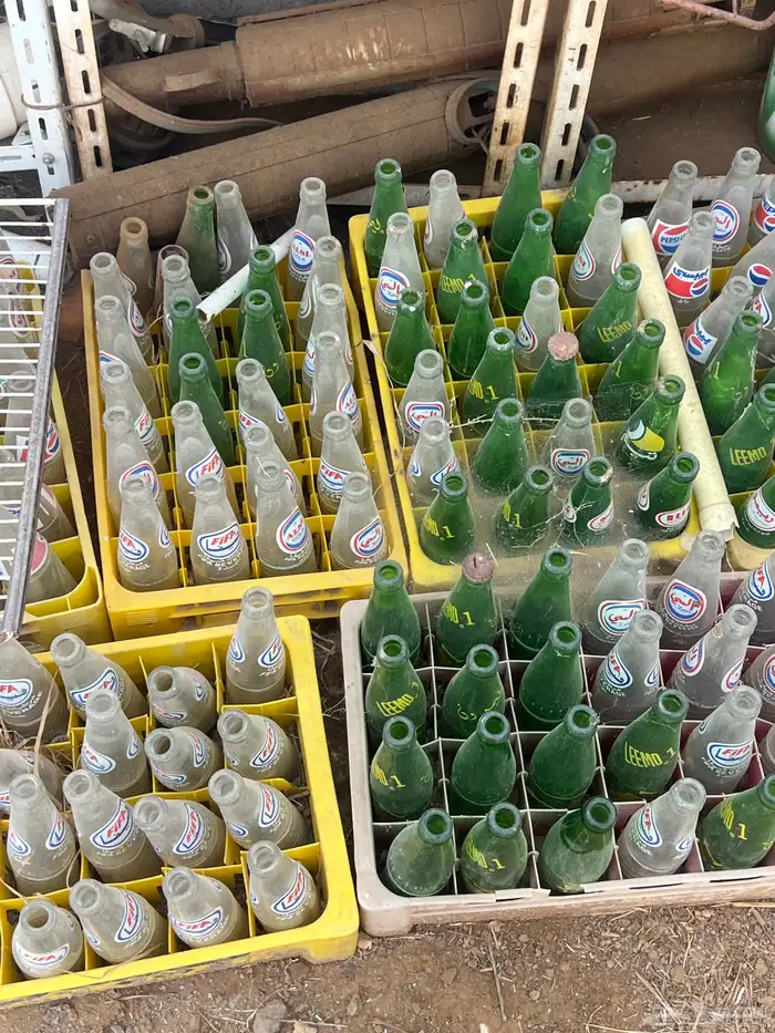 قواطي بيسي وفيفا وليمون قديمه 0