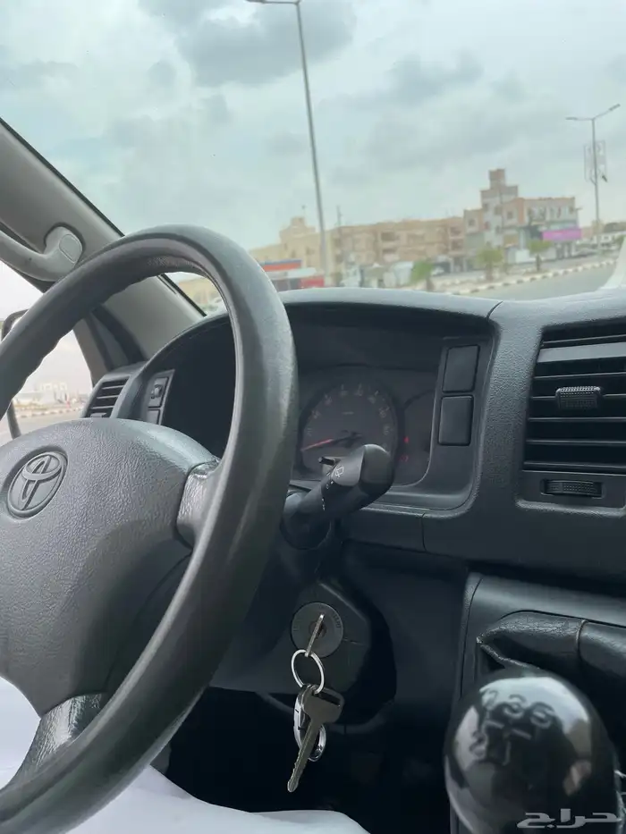 تويوتا هايس بضاعة سقف عالي ثلاجة 2014 9
