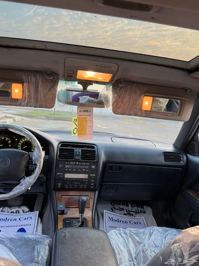 لكزز LS 400 للبيع أو البدل بهايلوكس 2008 وطالع 32