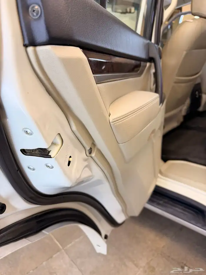 للبيع باجيرو 2015 38