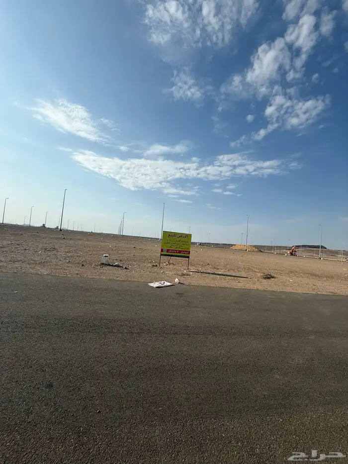 للبيع ارض تجارية في مخطط اطلالة الرانوناء م500 شارع64 شمالي 11