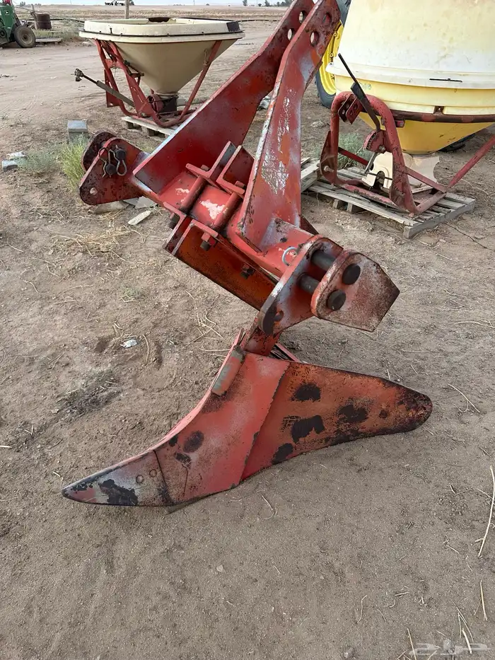 معدات زراعيه للبيع ( ملحقات حراثه ) 32