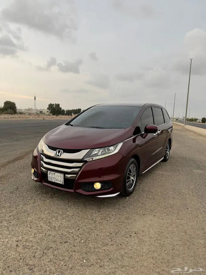 للبيع هوندا اوديسي 2018 بحالة نظيفه 1