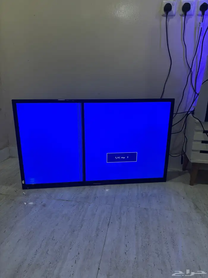 شاشه للبيع على السوم الشاشه فيها التماس كما موضح في الصوره 0