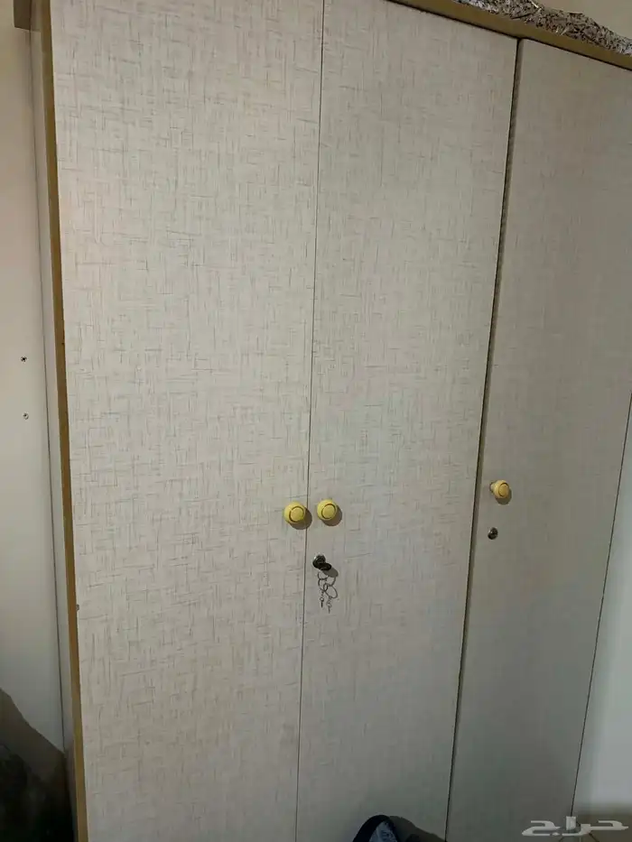 اغراض شقه للبيع غرفة نوم حاله ممتازه واطفال ومطبخ و2 مجلس 13