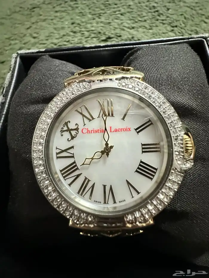 ثلاث ساعات نسائيه أصليه 3