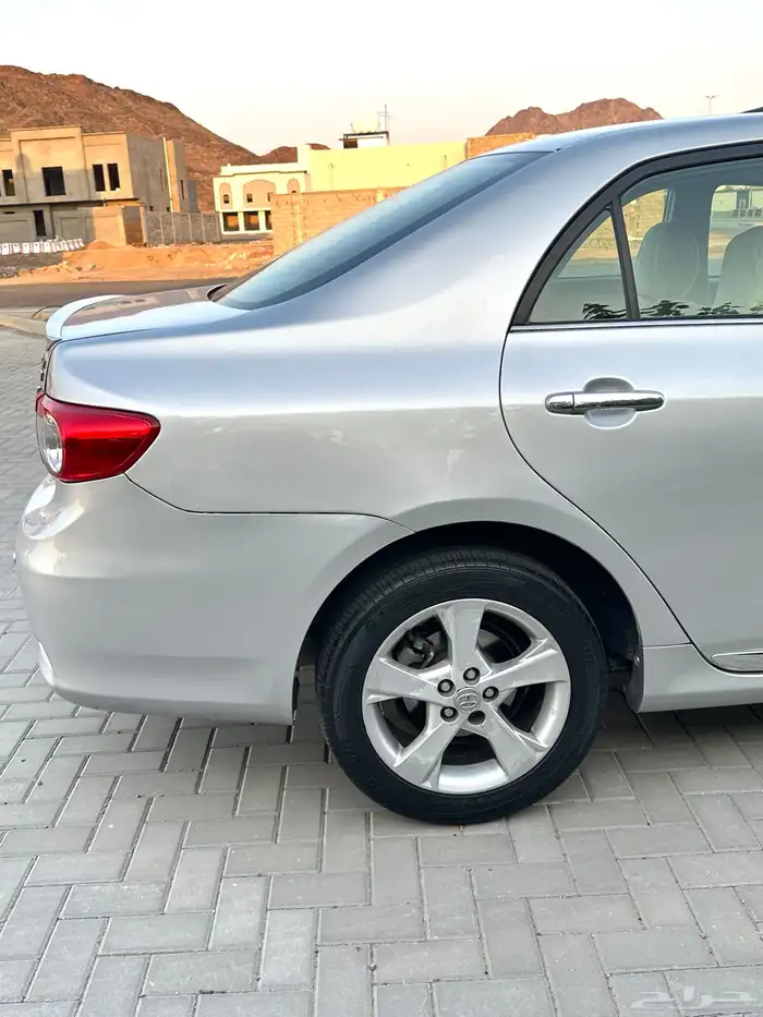 كورولا 2011 فل كامل للبيع 19