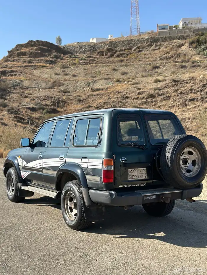 جيب صالون لاندكروزر 1993 نظيف 1