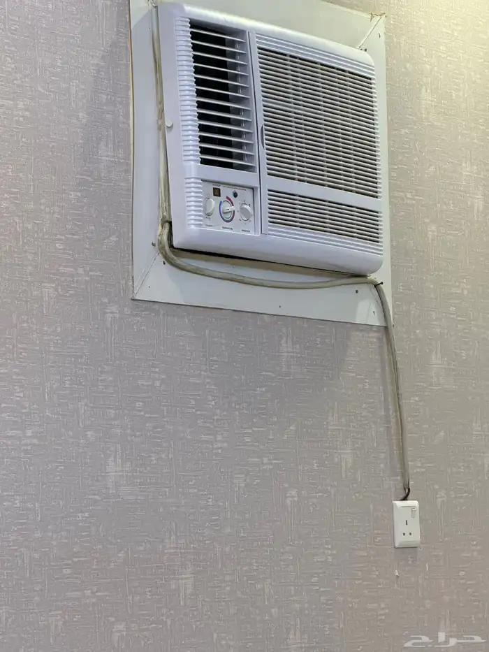 اثاث غرفة نوم ومكيف شباك 1