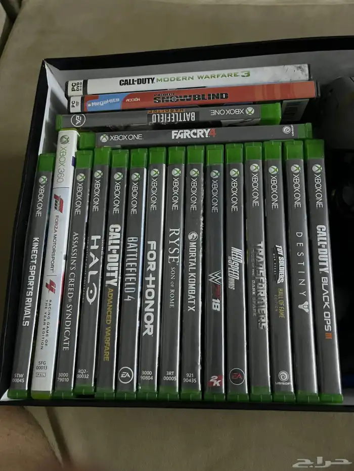اشرطة xbox وpc شبه جديده مع الكتلوجات 0
