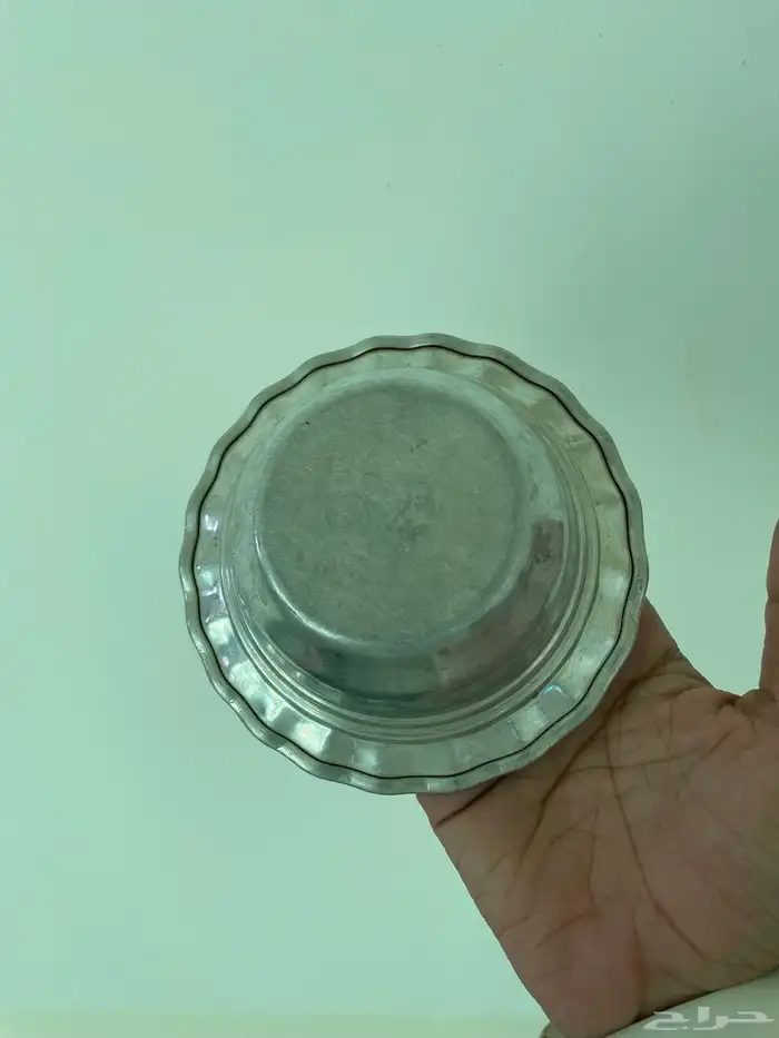 طاسه قديمه السعر 20 ريال 2