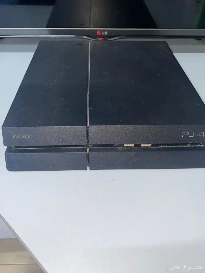 Ps4 fat ssd سوني 4 محسن 0